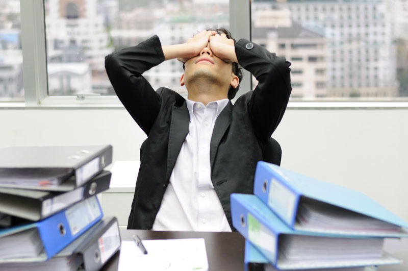 Avoid These Bad Business Habits to Improve Organization and Reduce Stress